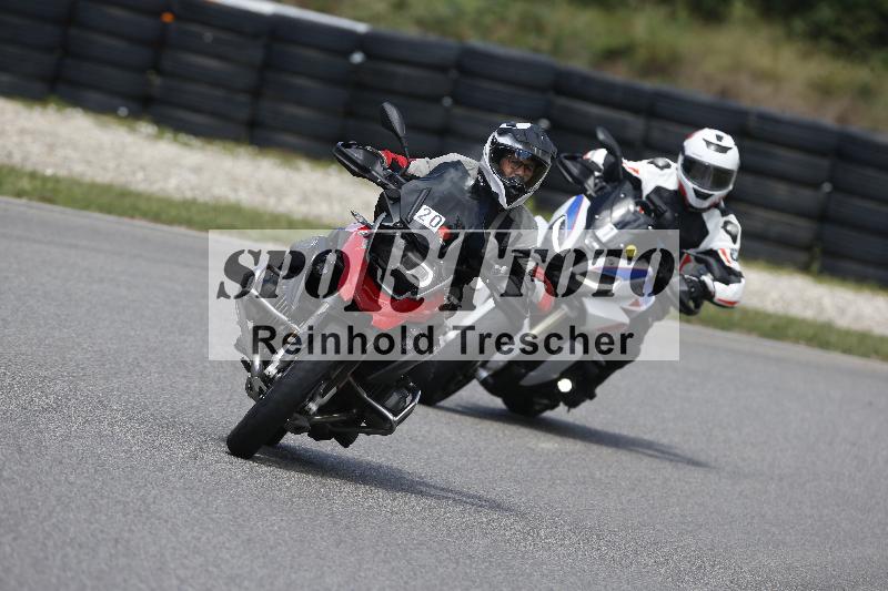 Archiv-2023/54 01.08.2023  FREERIDE TRAINING ADR/Gruppe B/1